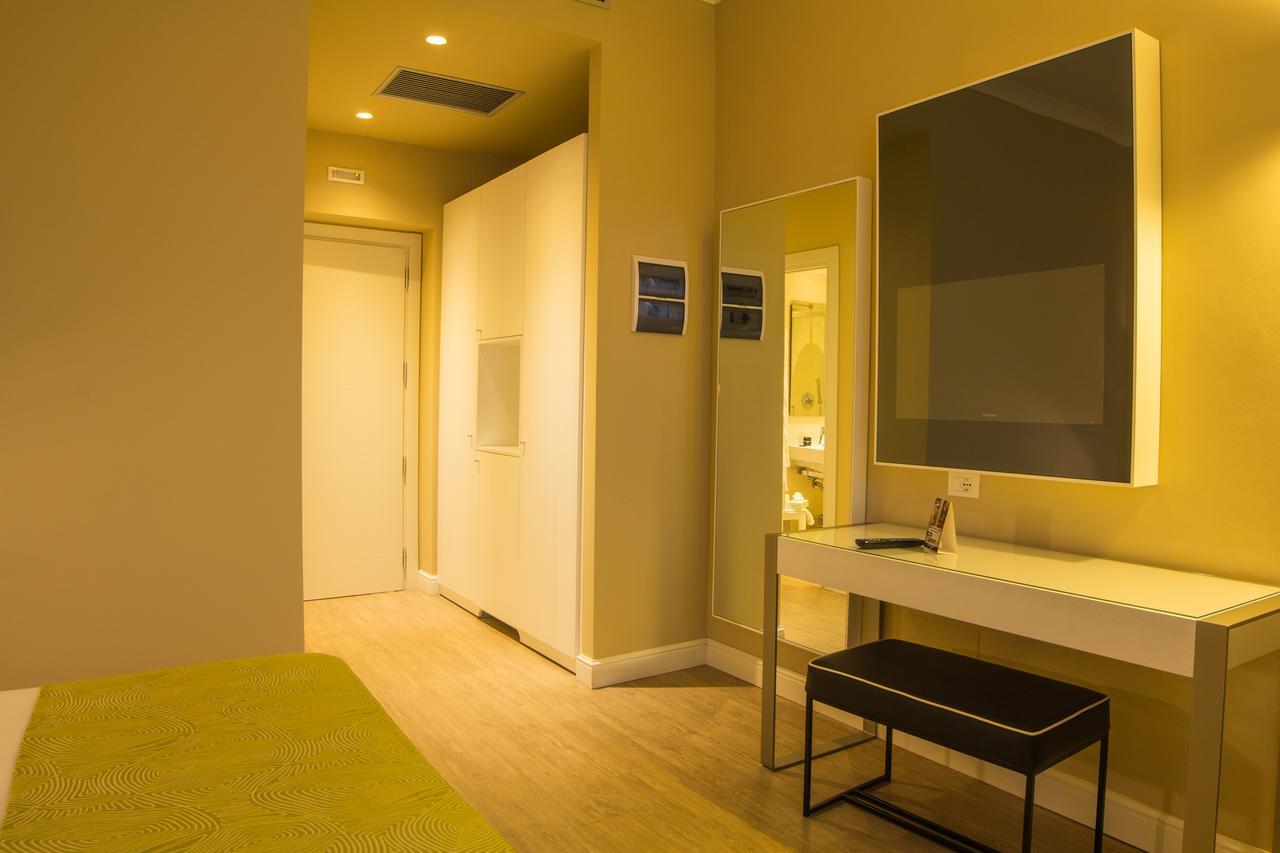 Hotel Universal 리보르노 외부 사진