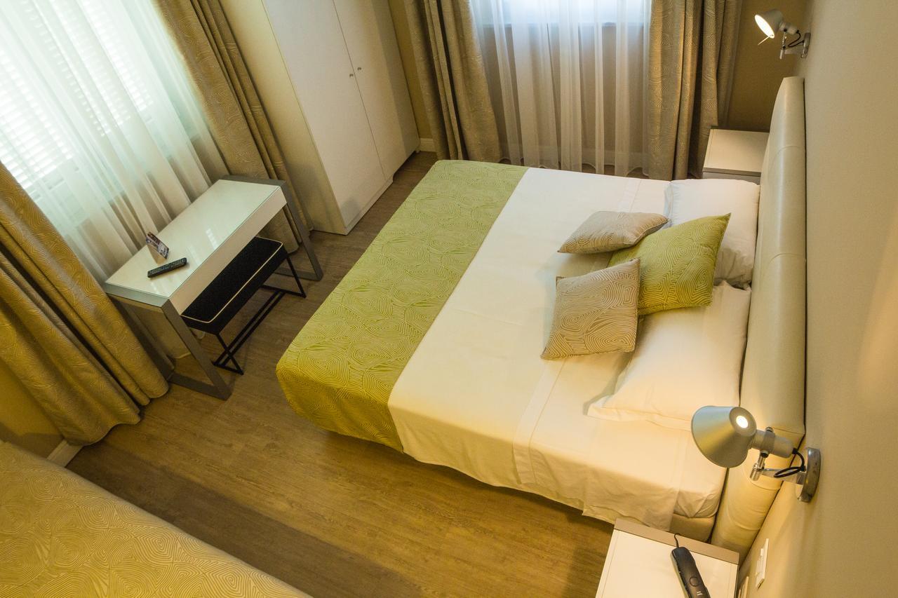 Hotel Universal 리보르노 외부 사진