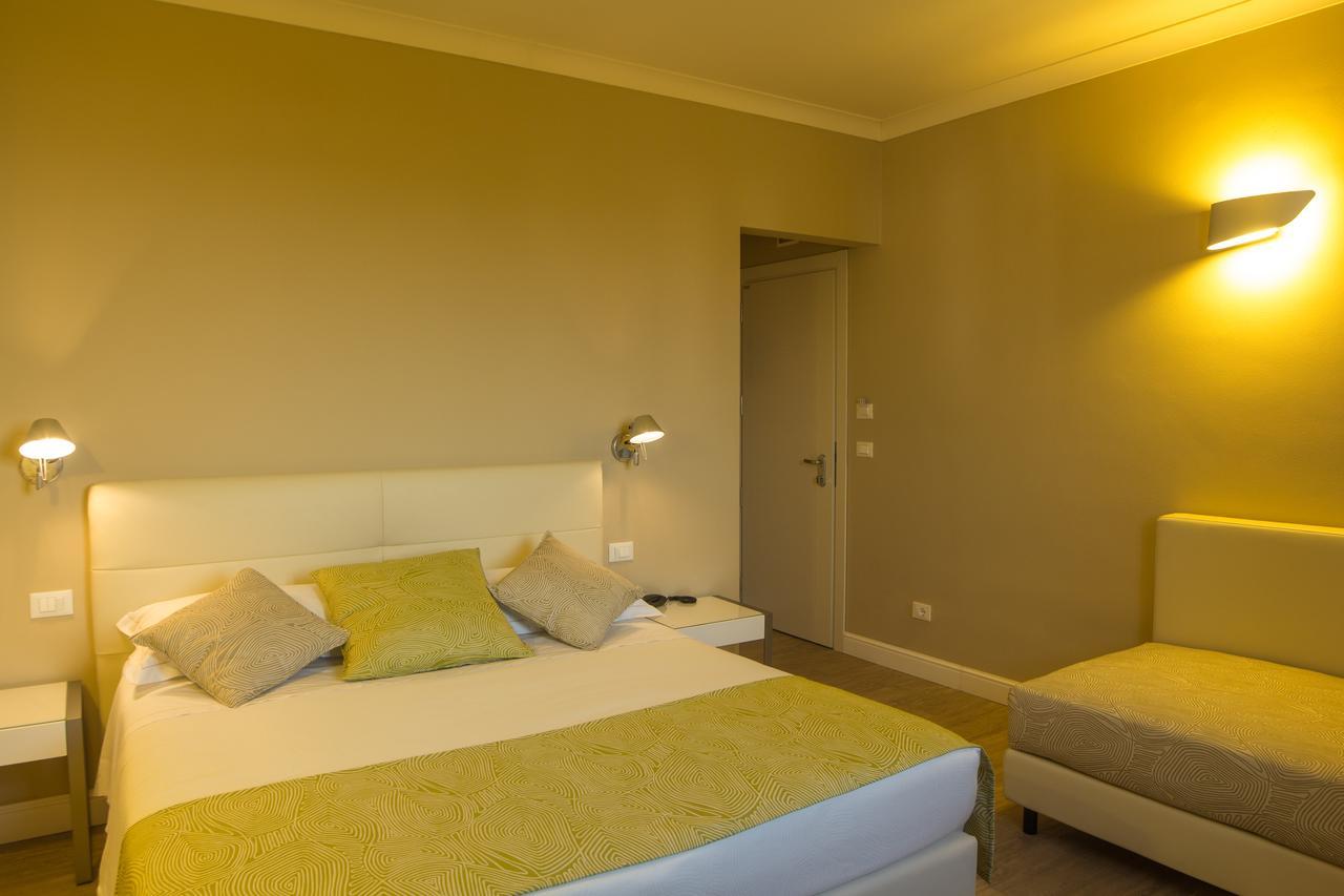 Hotel Universal 리보르노 외부 사진